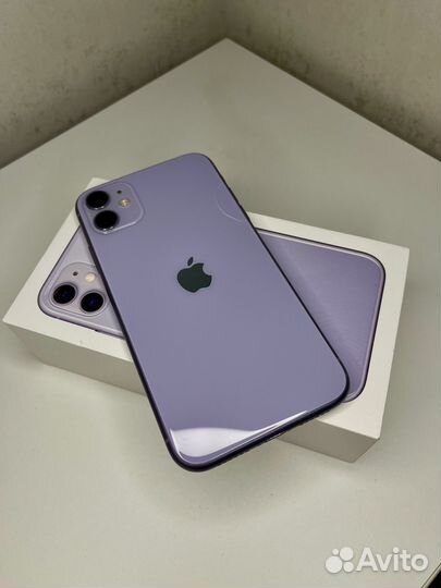 iPhone 11, 64 ГБ