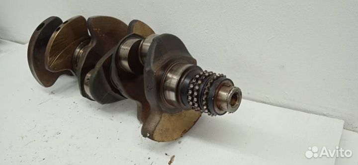 Коленвал Mercedes W203 C