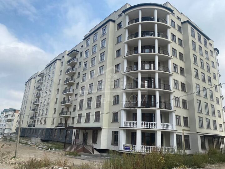 2-к. квартира, 107,7 м², 7/8 эт.