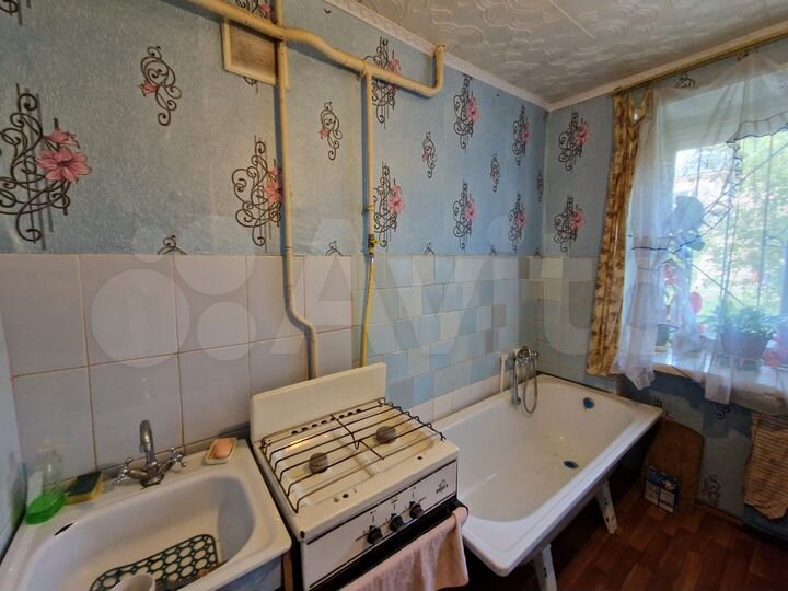 3-к. квартира, 48,2 м², 1/3 эт.