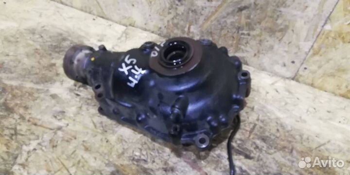 Редуктор переднего моста BMW X5 E53 2001