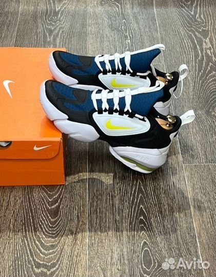 Динамичные Nike Alpha Savage