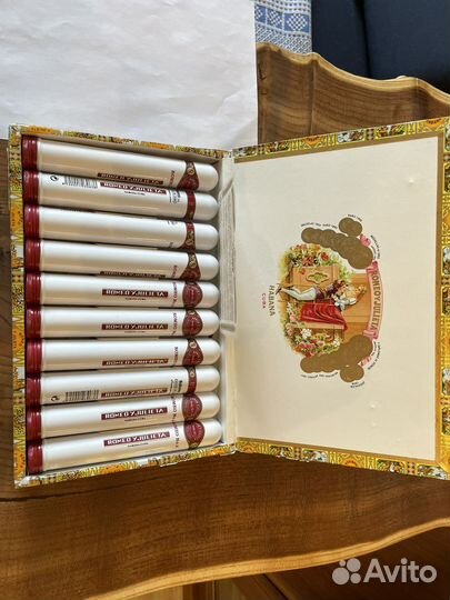 Коробка от сигар с тубами