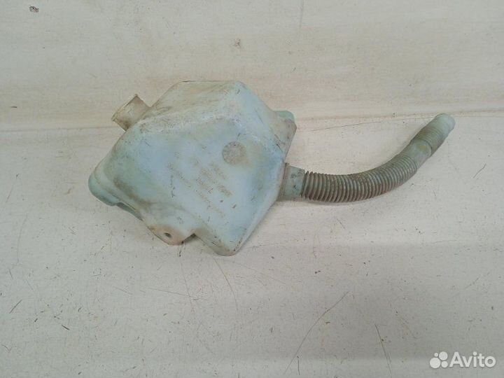 Бачок омывателя лобового стекла Ford Focus 2