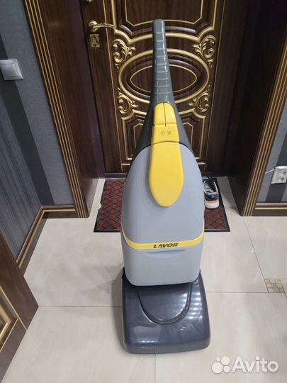 Поломоечная машина lavor Professional Sprinter