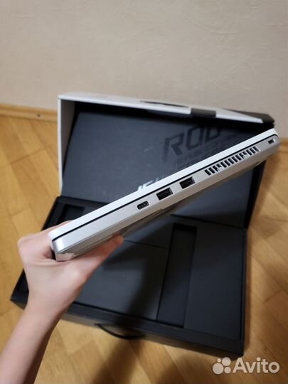 Asus rog zephyrus g14