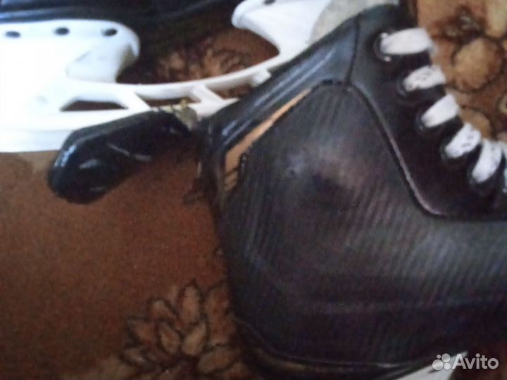 Хоккейные коньки bauer 44 размер