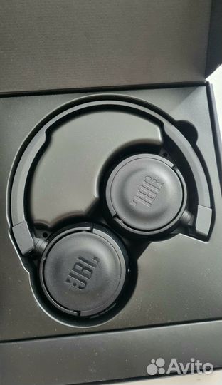Беспроводные наушники jbl tune 460BT