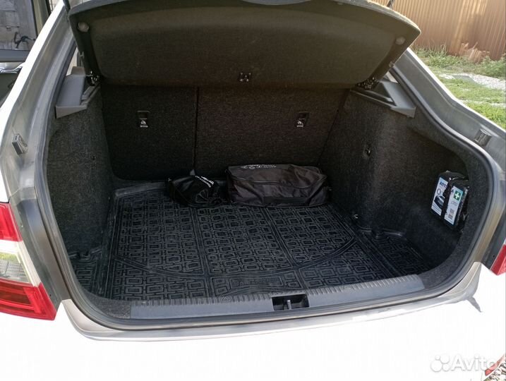 Skoda Octavia 1.6 AT, 2019, 300 000 км