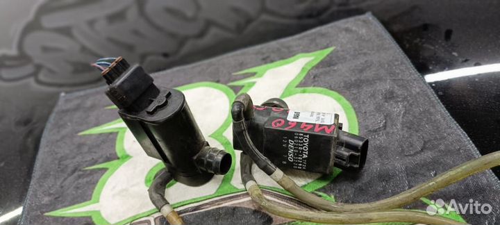 Насос омывателя Toyota lexus 85330-52030