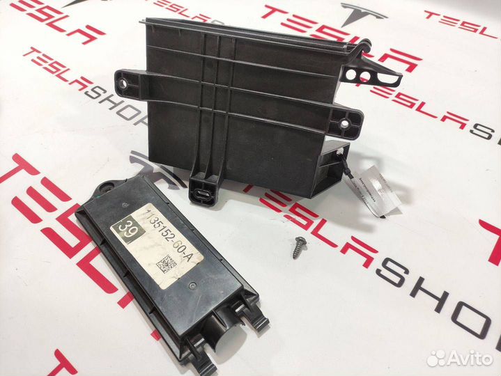 Проводка Tesla Model X 2017 1058358-03-C