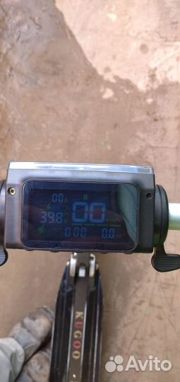 Продам электросамокат Kugoo S3