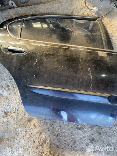 Nissan maxima a33 дверь