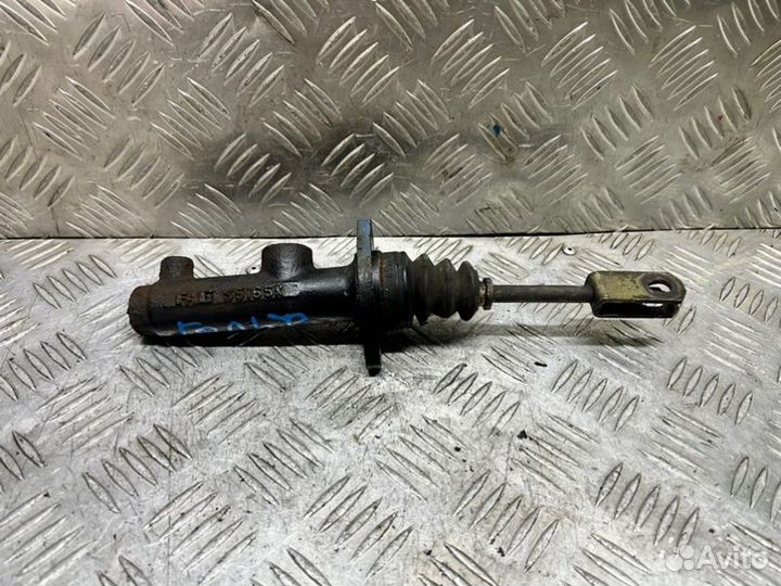 Главный цилиндр сцепления Volkswagen Golf 3 1.8