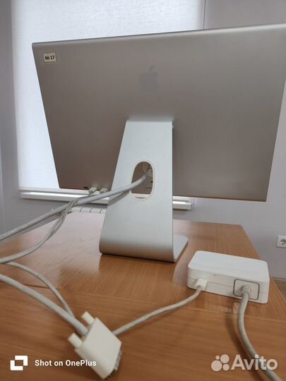 Монитор Apple Cinema Display 20