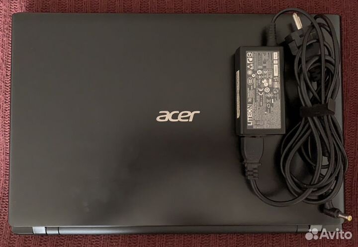 Acer Aspire v5-551 /4 ядра / SSD 240GB
