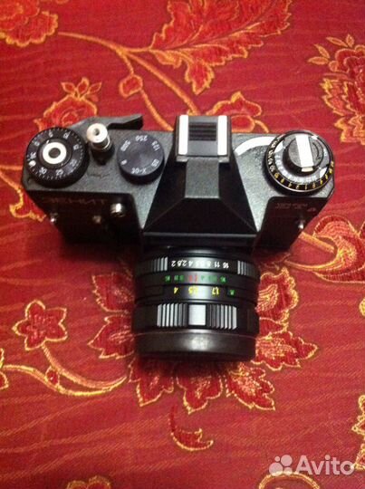 Фотоаппарат Зенит ет (объектив Гелиос-44м-4)