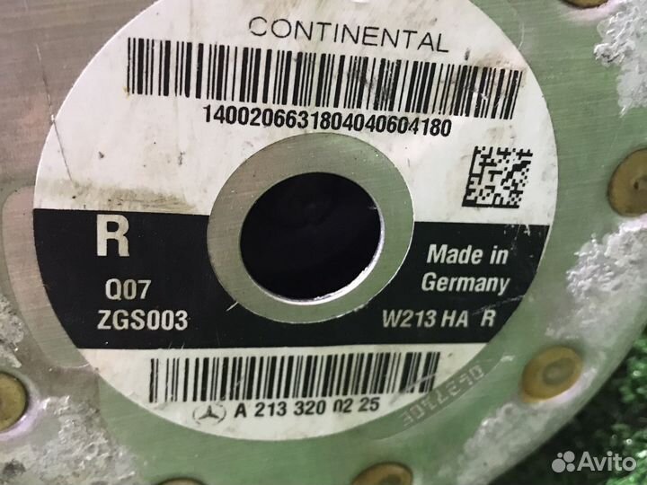 Пневмобаллон задний правый Mercedes E213