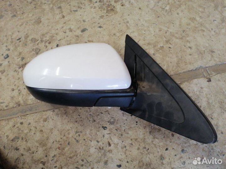 Зеркало заднего вида боковое правое Mazda 3 BL Z6