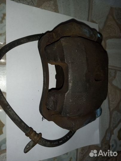 Суппорт на Toyota Funcargo NCP20 2NZ-FE