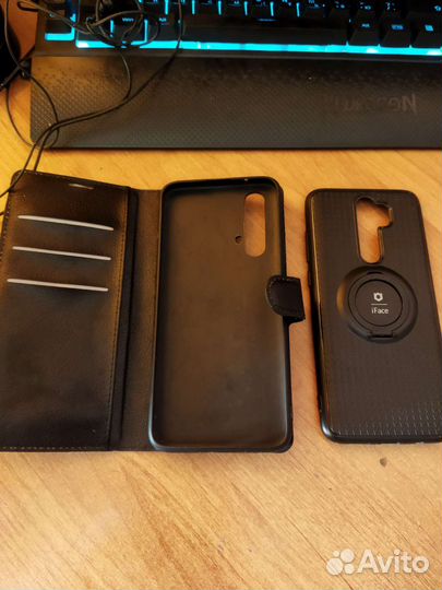 Чехлы для телефонов