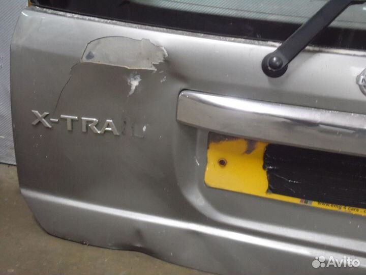 Крышка багажника с дефектом Ниссан Х Трейл Т30