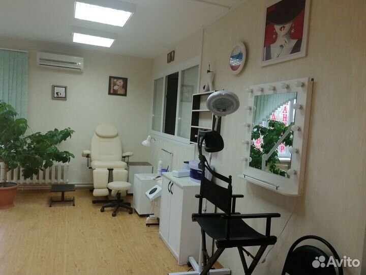 Стул для бровиста/визажиста