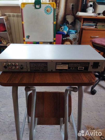 Dvd проигрыватель toshiba SD-2830SR