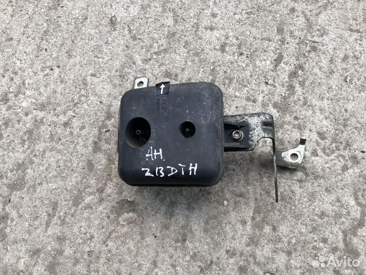 Вакуумный бачок opel astra H Z13DTH