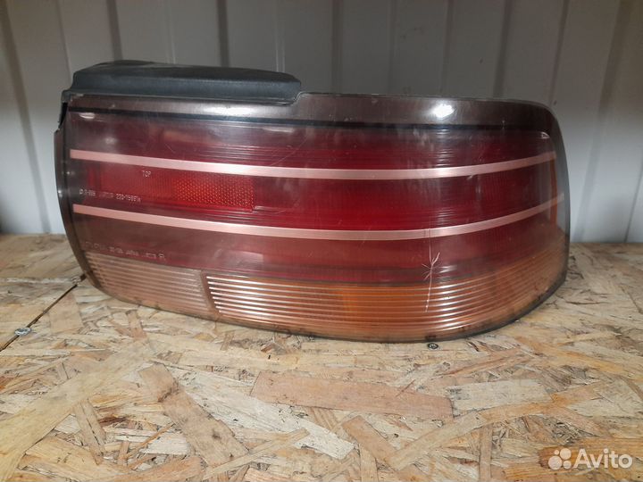 Фонарь правый Тойота Камри SV30 1993г