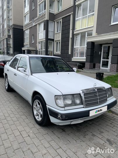 Mercedes-Benz W124 2.3 AT, 1986, 560 000 км