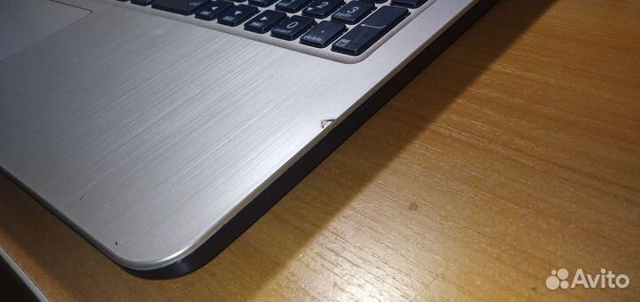 Ноутбук Asus X540Y