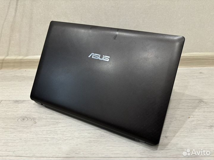 Быстрый Asus 15,6