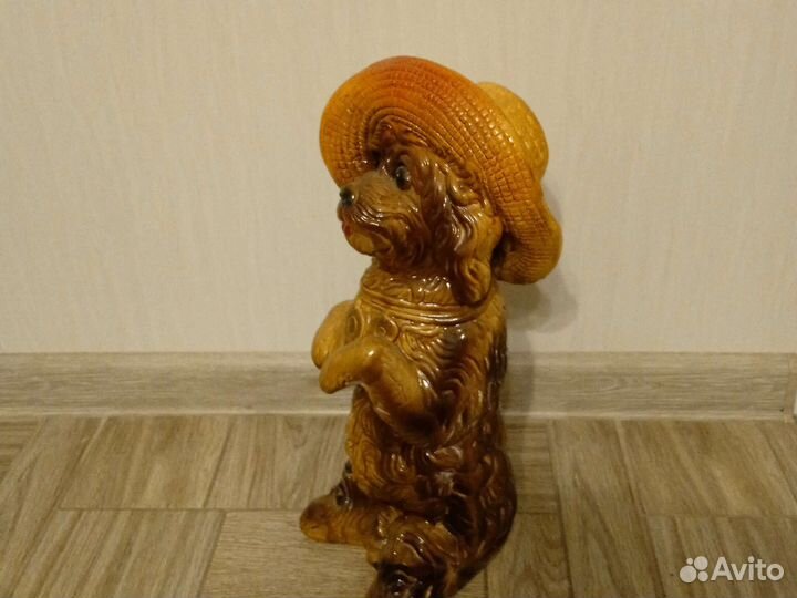 Копилка большая, в виде симпатичной собаки