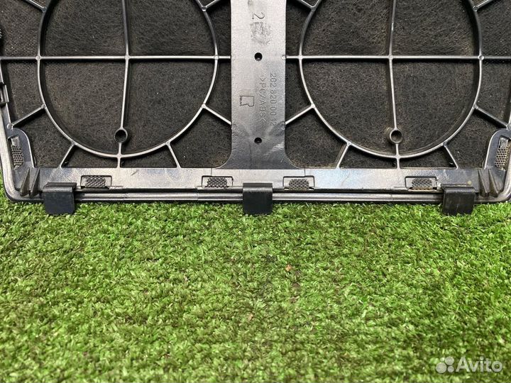 Сетка динамика левая Mercedes-Benz