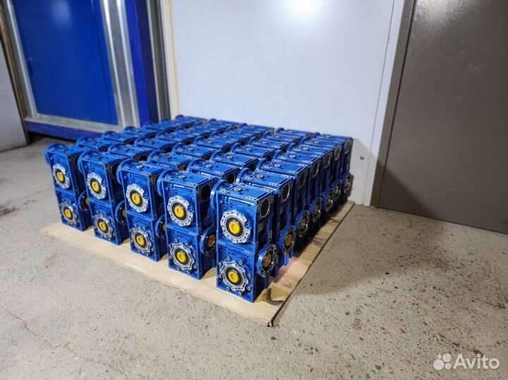 Мотор редуктор червячный nmrv063