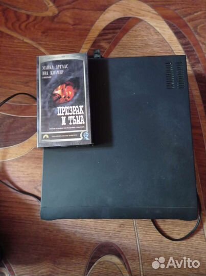 Видеомагнитофон