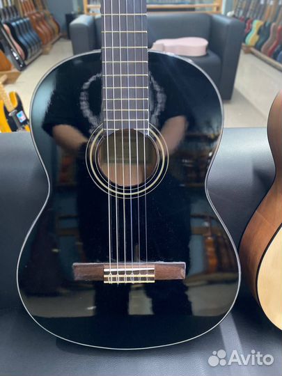 Классическая гитара Yamaha C40