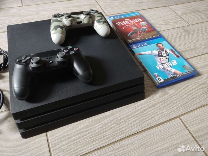 Sony playstation 4 pro 1tb + камера