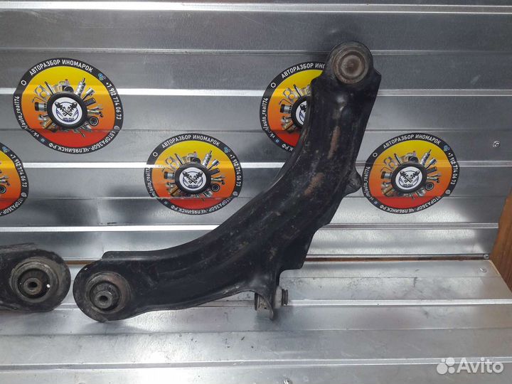 Рычаг передний левый Renault Megane 2