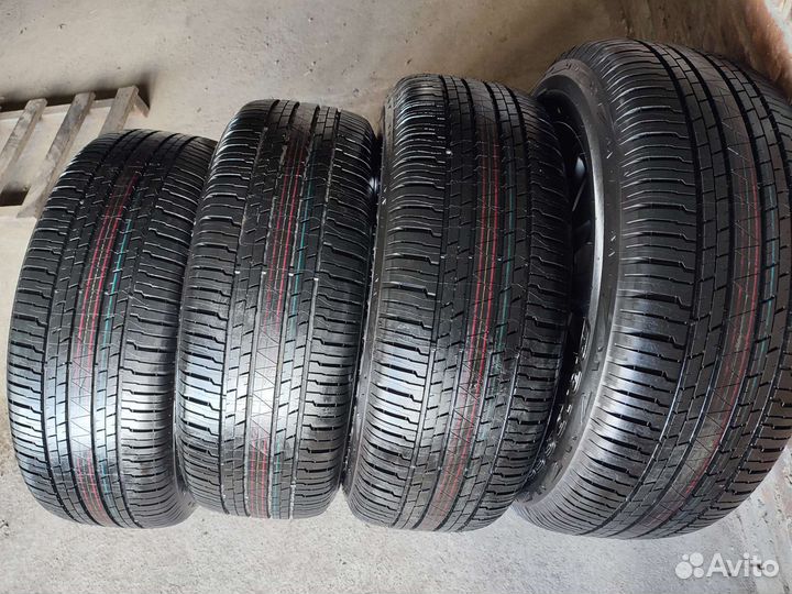 Bridgestone Dueler A/T 693 265/55 R20