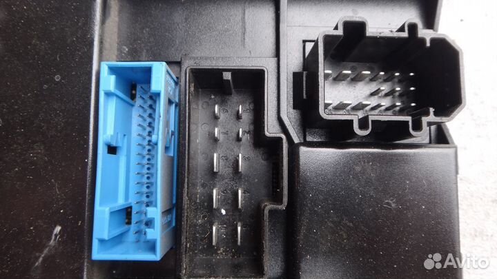 Блок комфорта Ауди А6 С6 4F0907289J