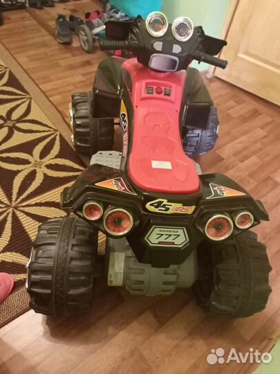 Детский квадроцикл на аккумуляторе