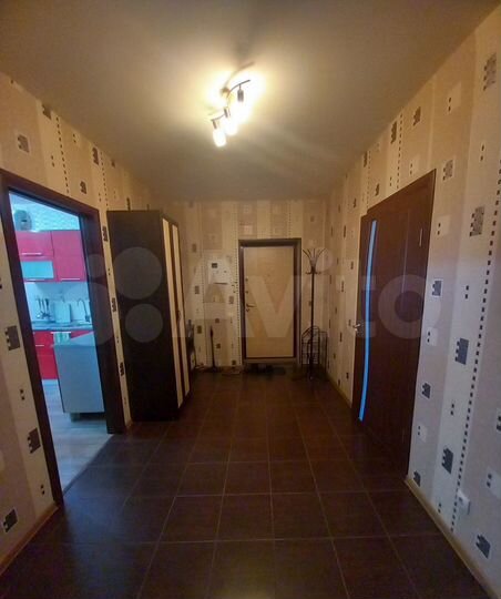 3-к. квартира, 80 м², 2/9 эт.