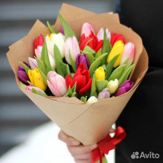 Букет из 25 тюльпанов микс