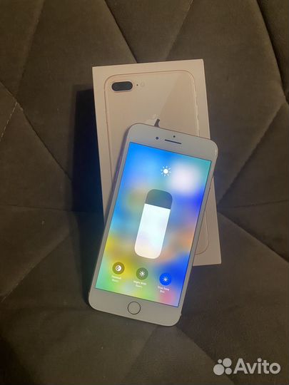 iPhone 8 Plus, 64 ГБ