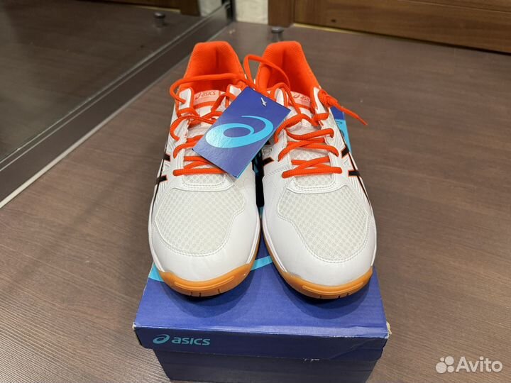 Кроссовки Asics Upcourt 3