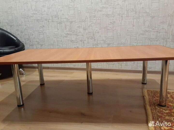 Стол