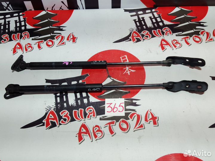 Амортизатор багажника Toyota Vitz NSP130 1NR-FE 20