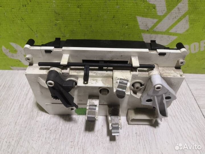 Блок управления печкой Пежо 206